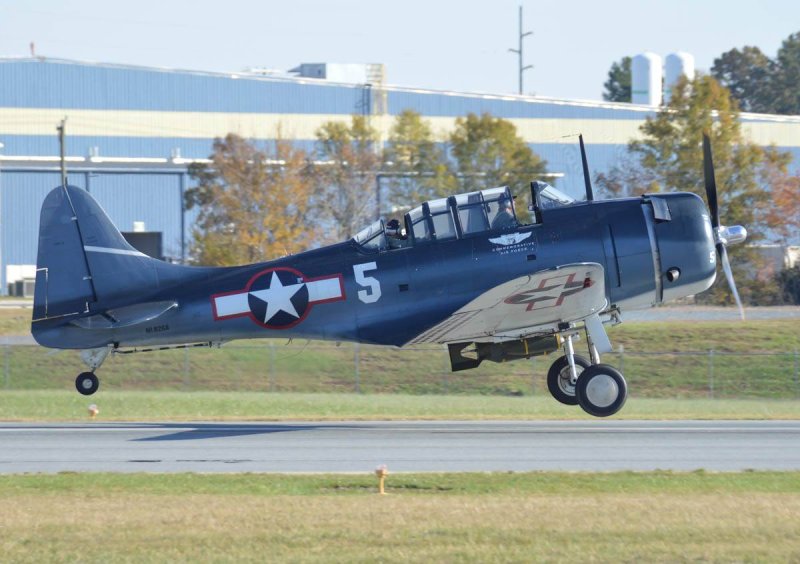 Douglas SBD Dauntless