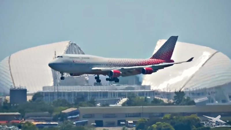 Боинг 747 Смартавиа