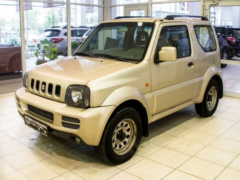 5 Дверный как Suzuki Jimny 2008