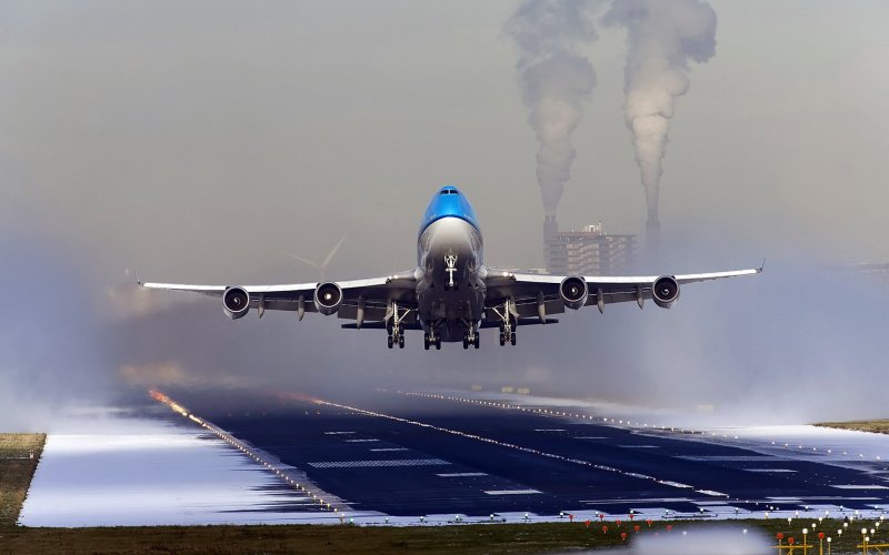 Боинг 737 взлет