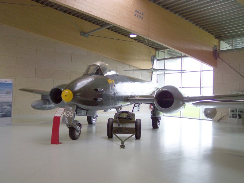 Gloster Meteor MK.8