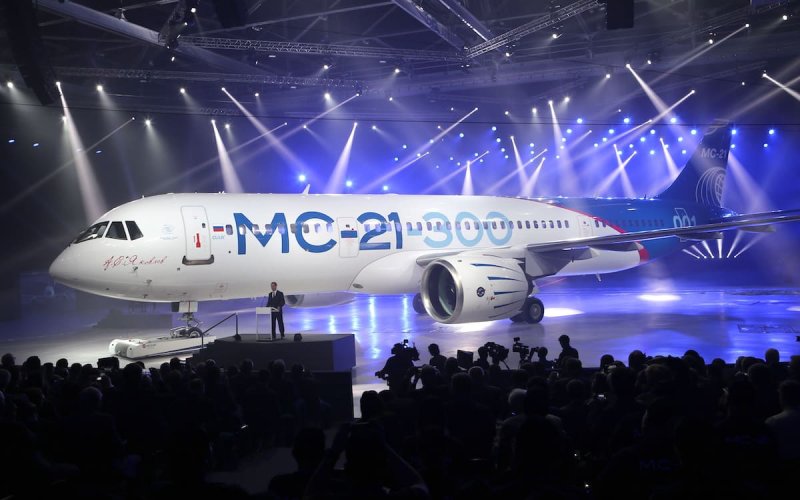 МС-21 пассажирский самолёт