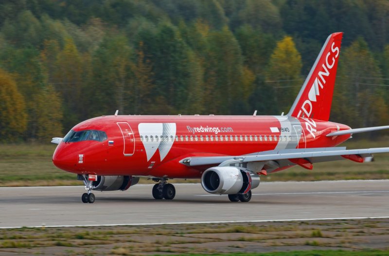 Ливрея SSJ 100 Red Wings