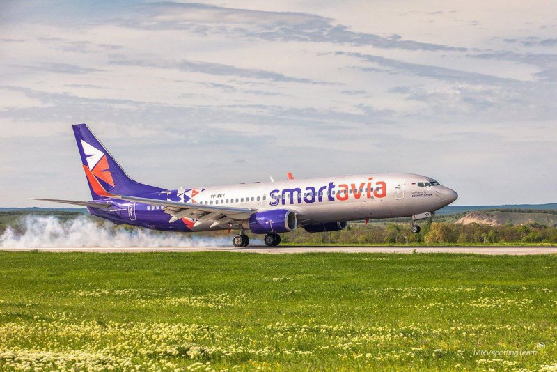 SMARTAVIA Boeing 737-500