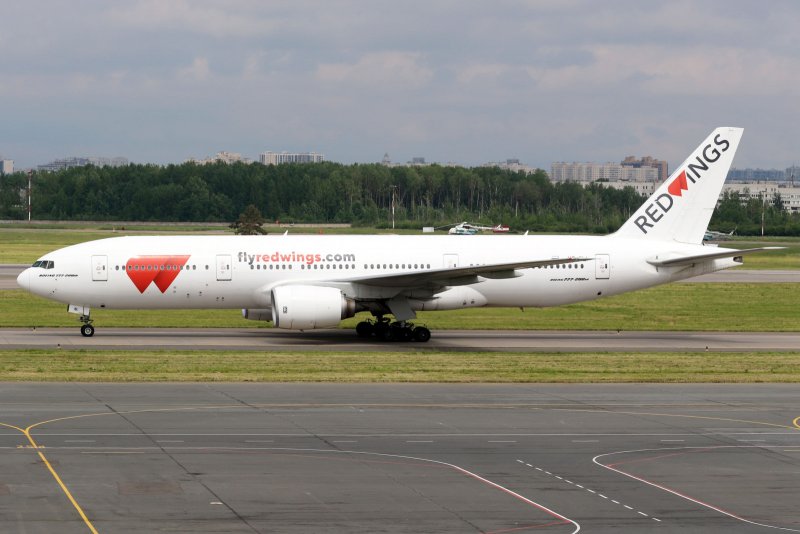 Red Wings самолет Боинг 777