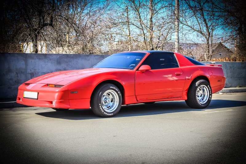 Pontiac Firebird 3
