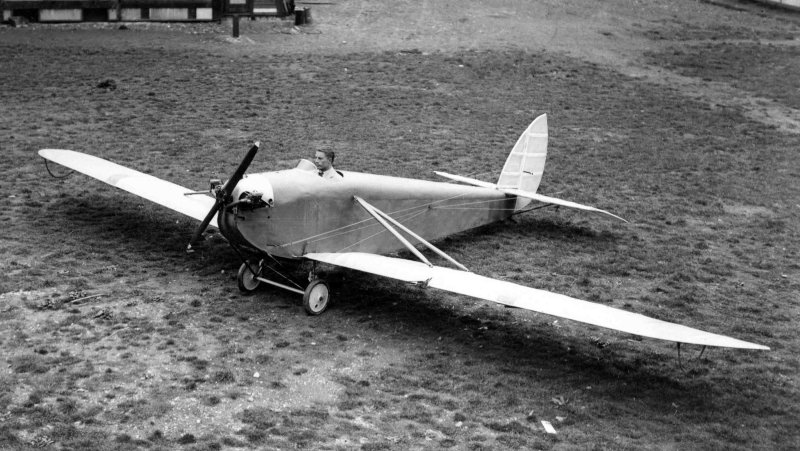 DH 53 Hummingbird