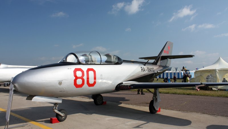 Яковлев як-30 (як-32)