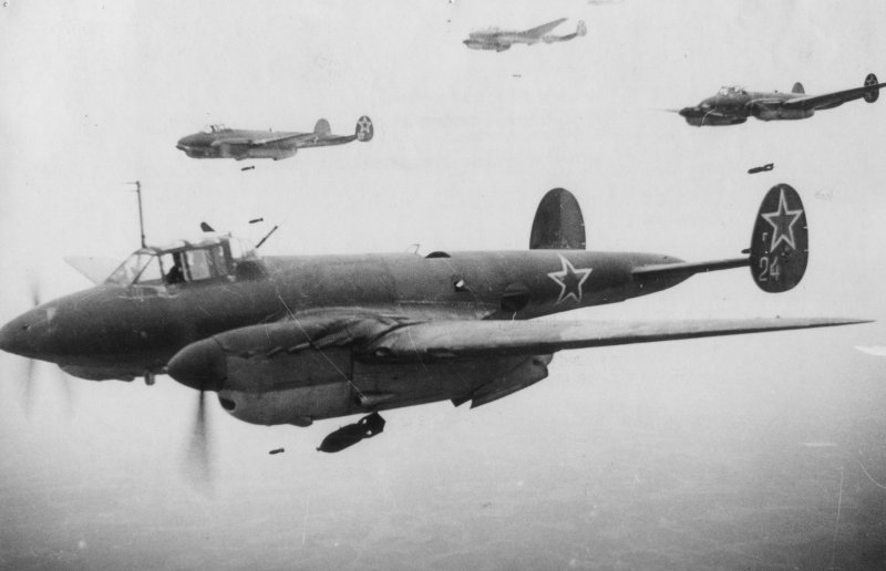 Самолёт Петлякова пе-2