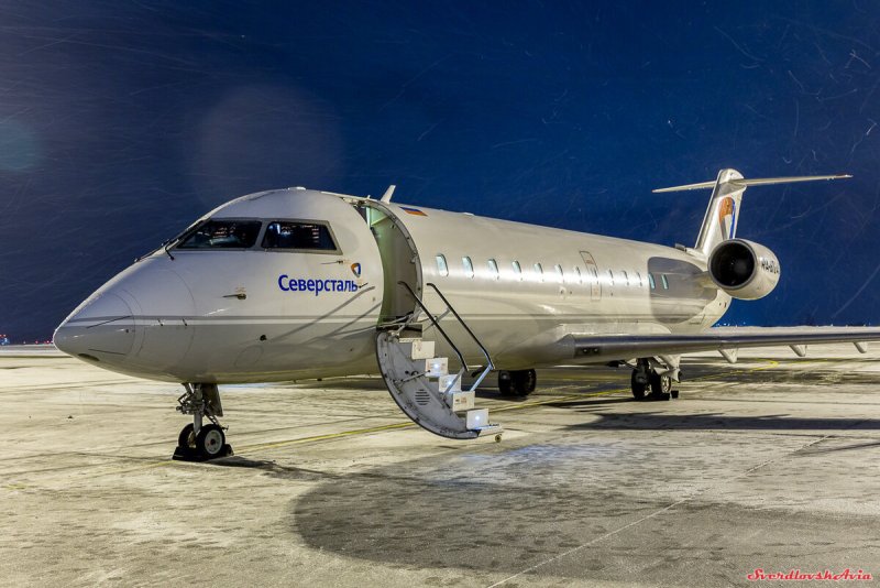 Бомбардье CRJ-100/200 Северсталь