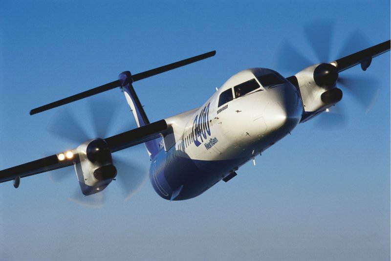 Самолёт Bombardier 400