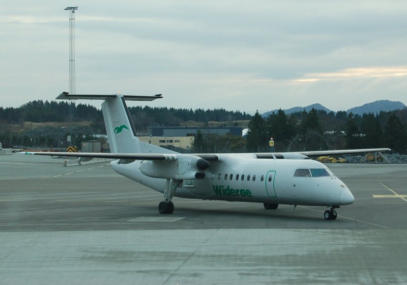 DHC 8 300 sat