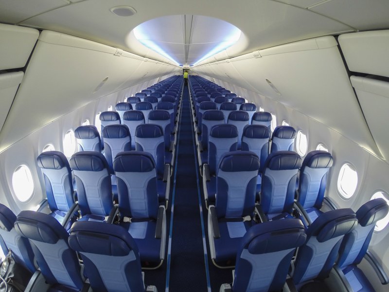 Нордстар 737-800 салон