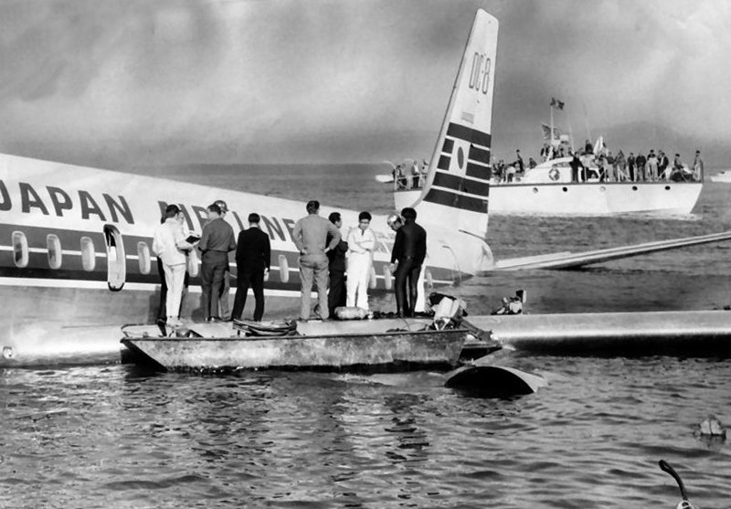 Приводнение DC-8 В Сан-Франциско