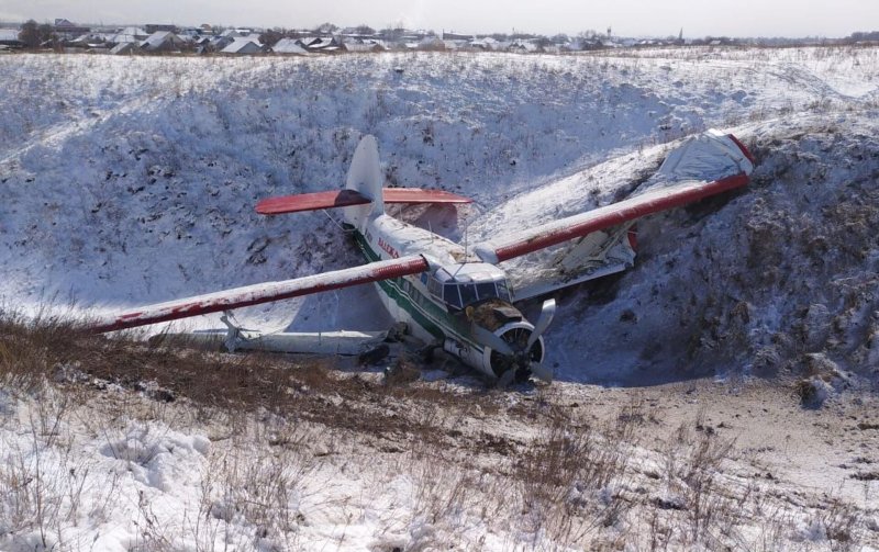 АН-2 пассажирский самолёт