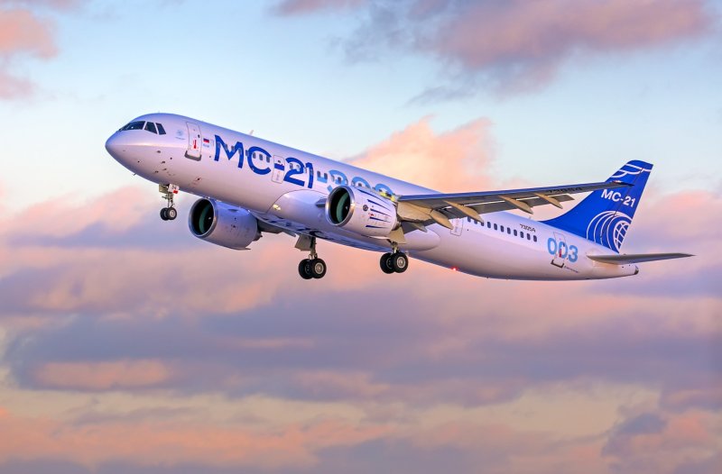 MC 21 300 самолет