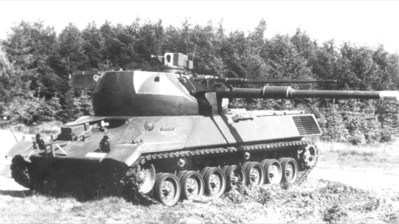 Erprobungsträger mit 3-Achs-stabilisiertem Turm (Германия)