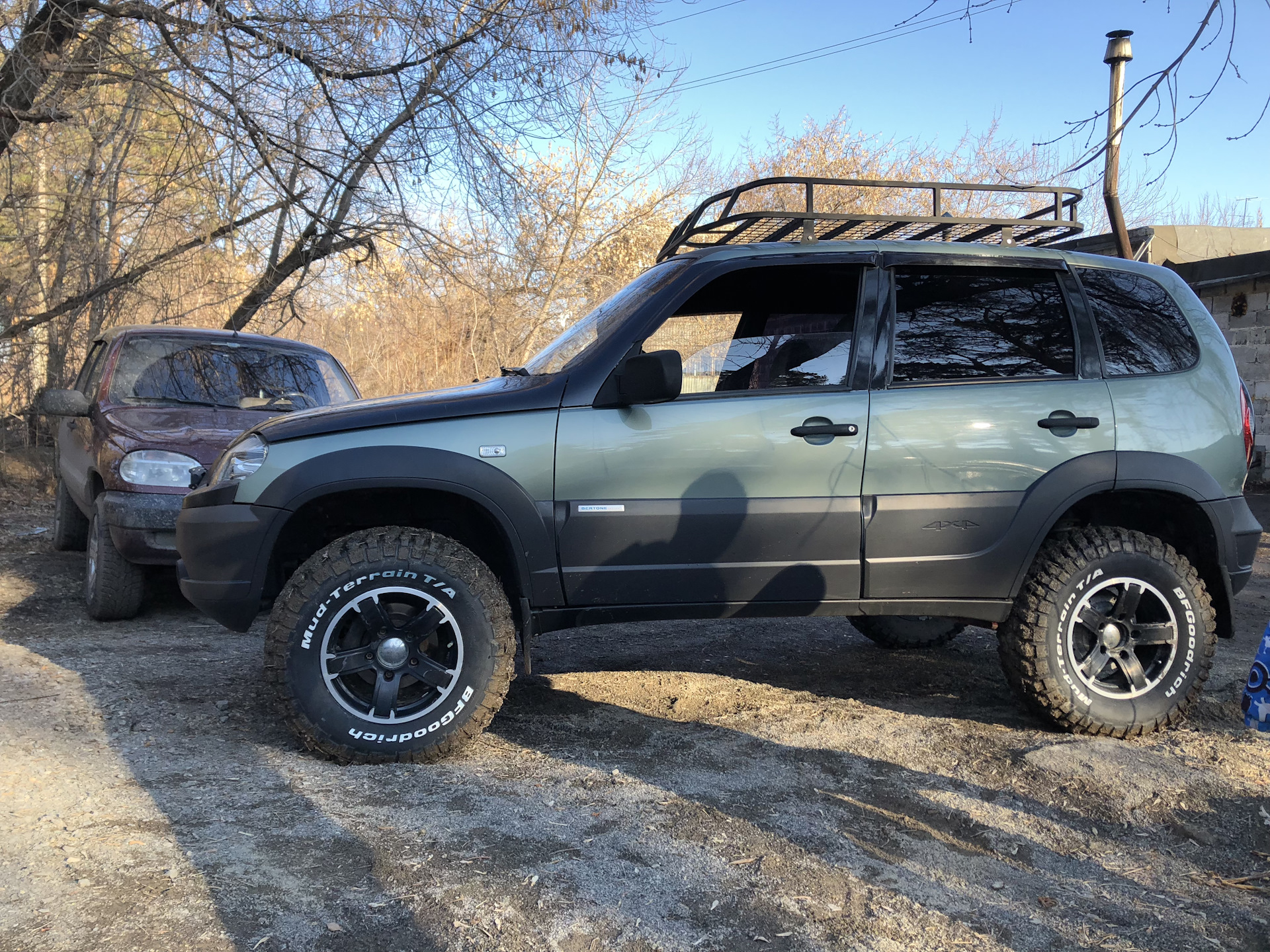 Нива люфт. Лифт Нива Шевроле. Лифтованная Нива Шевроле. Chevrolet Niva лифт. Лифт Нивы Chevrolet.