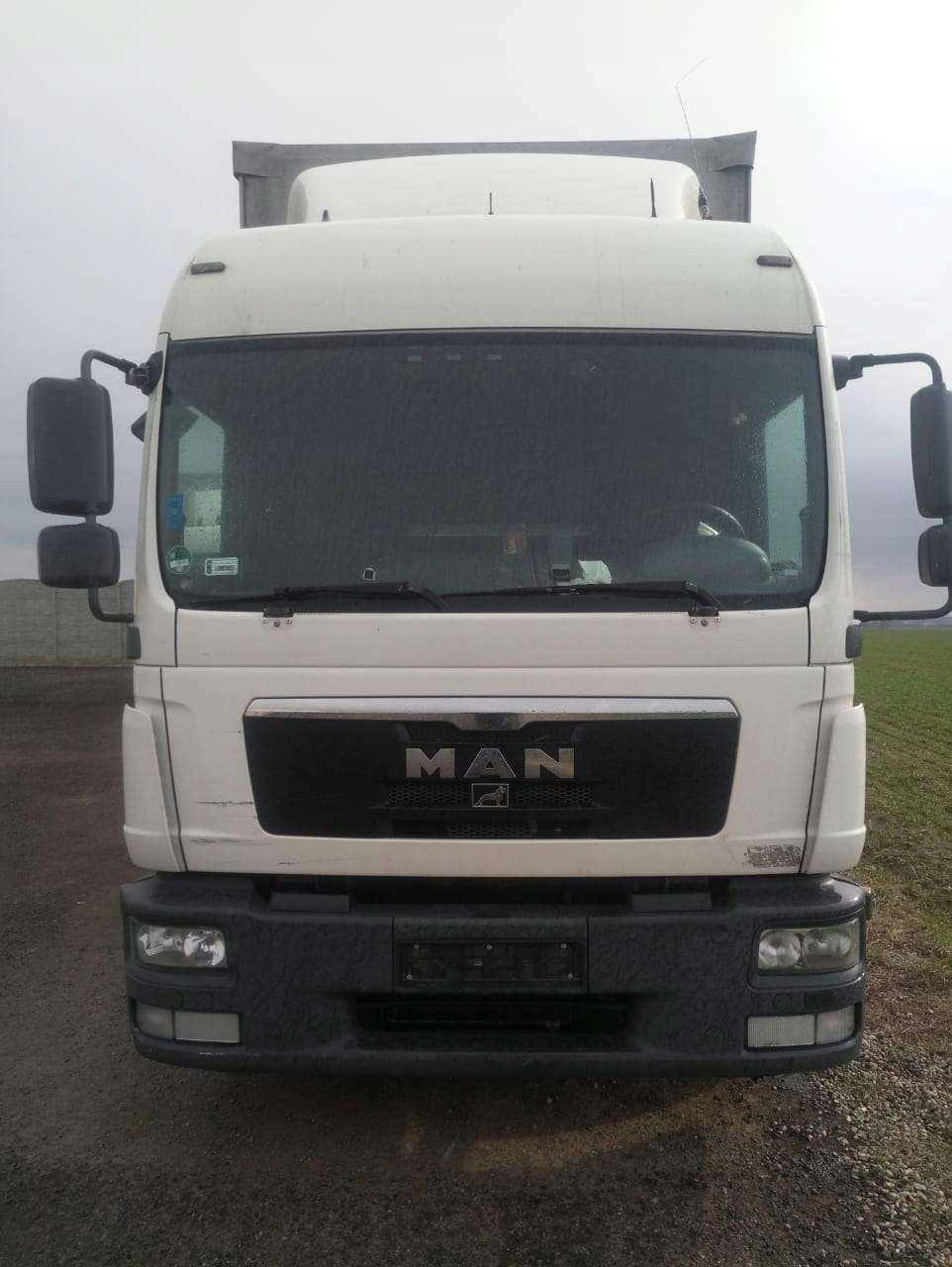 Man TGL 12.250 салон