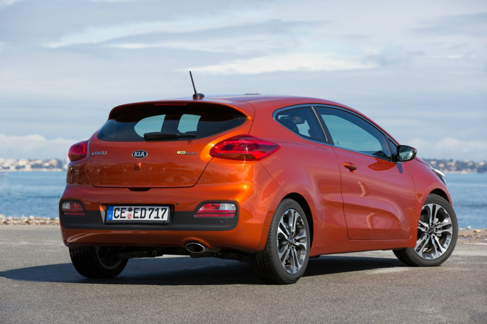Kia Ceed хэтчбек 3 двери