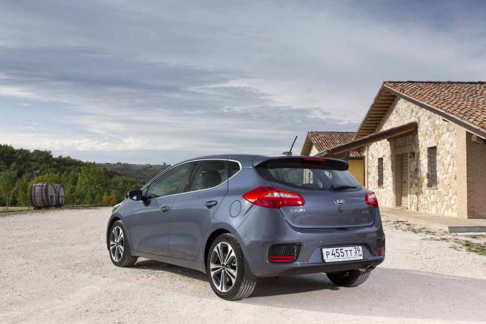 Kia Ceed 2017 хэтчбек