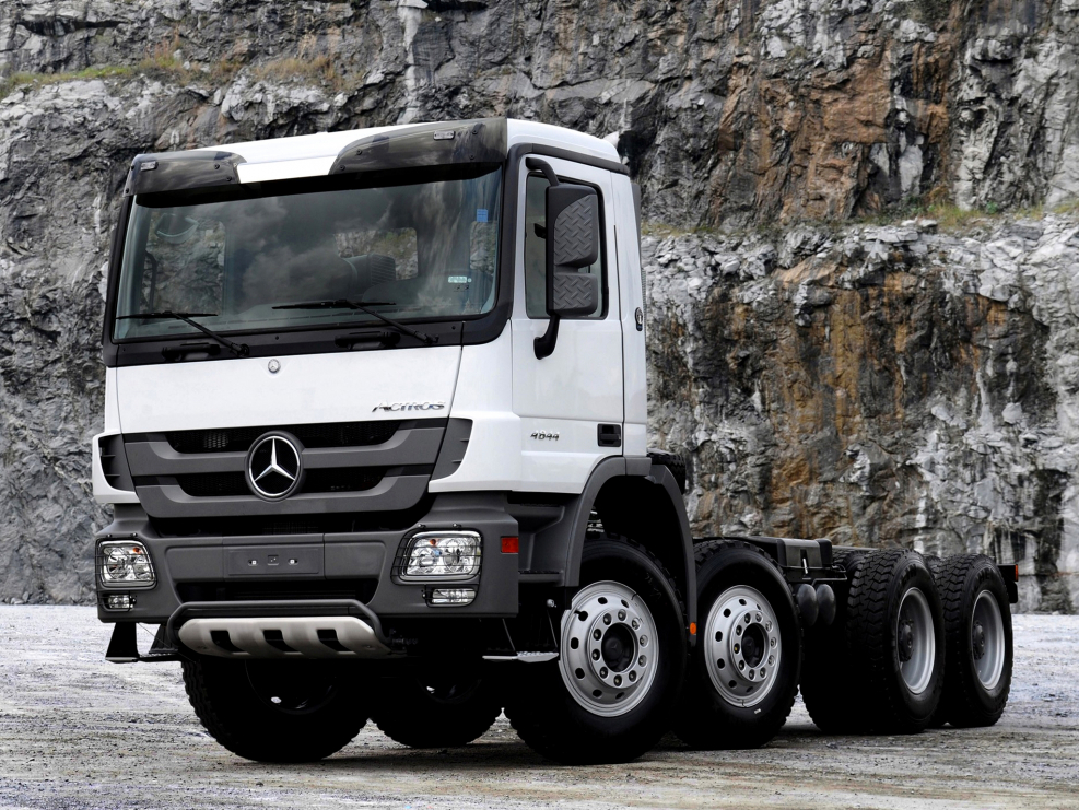 Мерседес грузовик Актрос 8×8