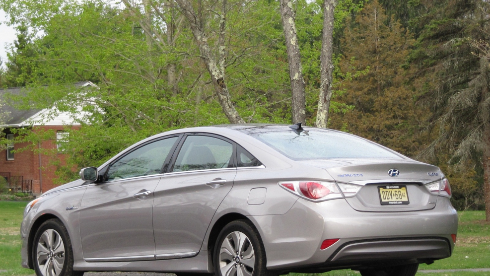 Hyundai Sonata 2013 гибрид