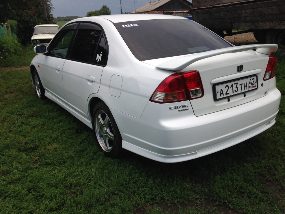 Honda Civic 2005 седан