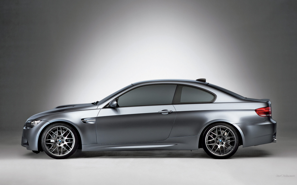 BMW m3 вид сбоку