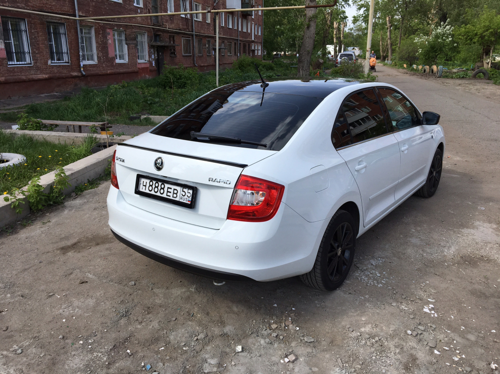 Skoda Rapid 2 Black Edition
