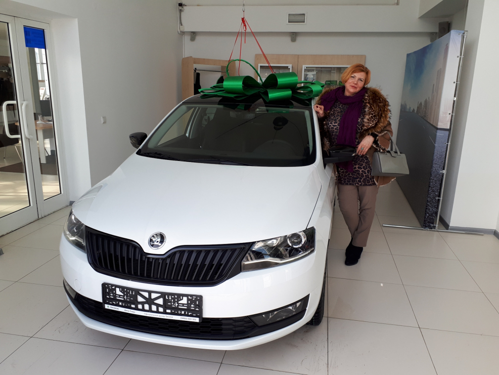 Skoda Rapid 2015 Black Edition