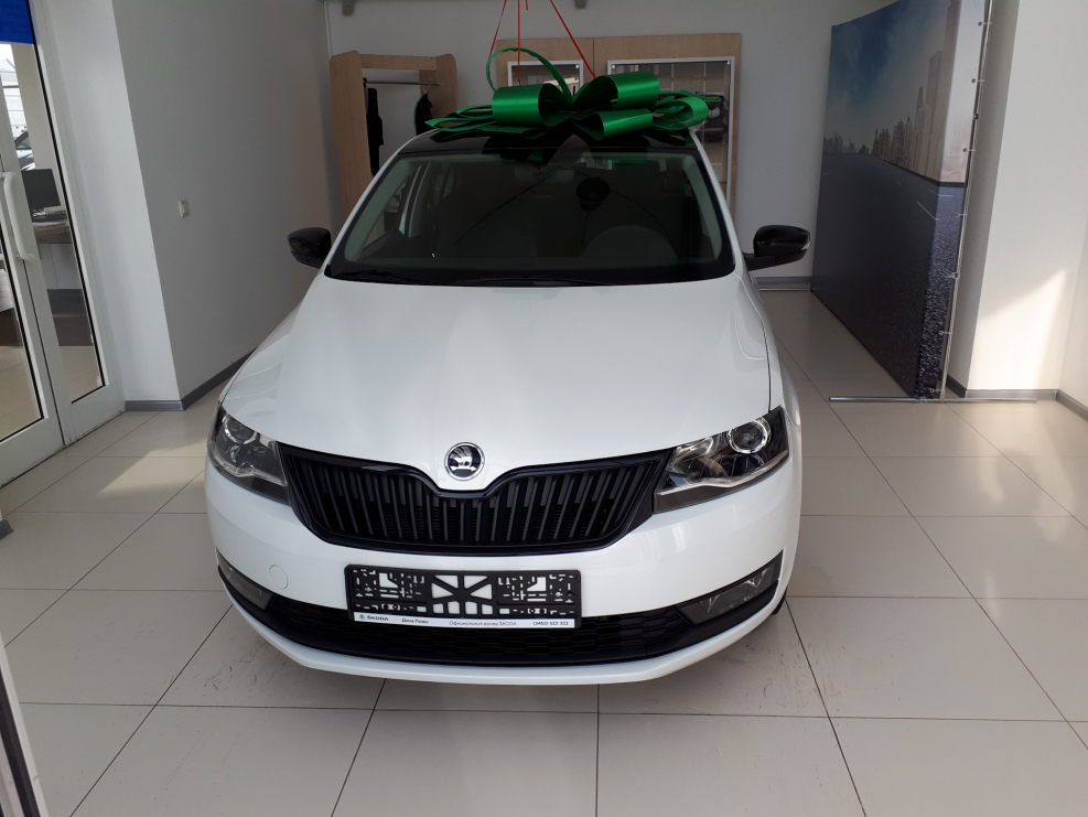 Skoda Rapid Black Edition