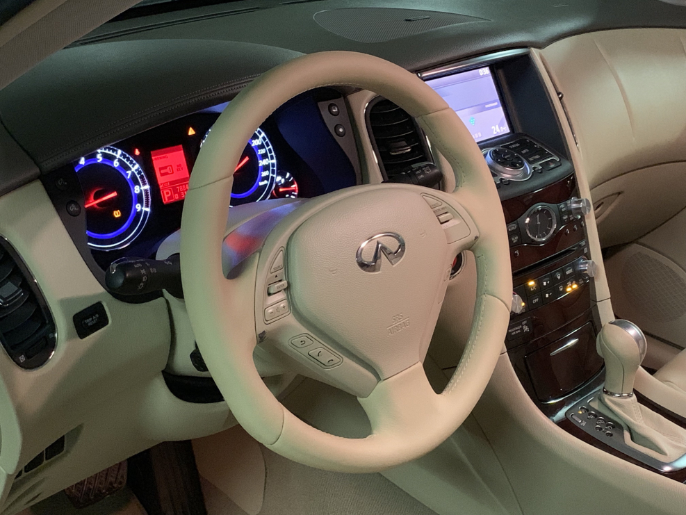 Руль Инфинити QX 35