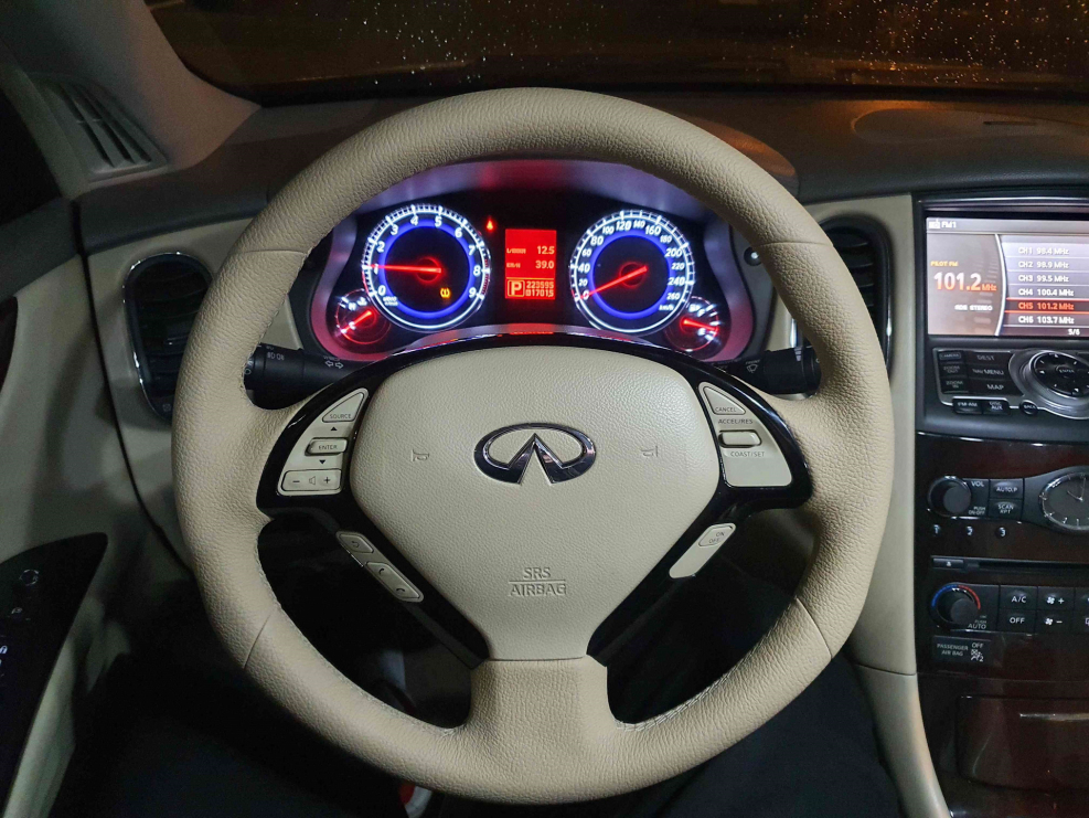 Руль Инфинити g37