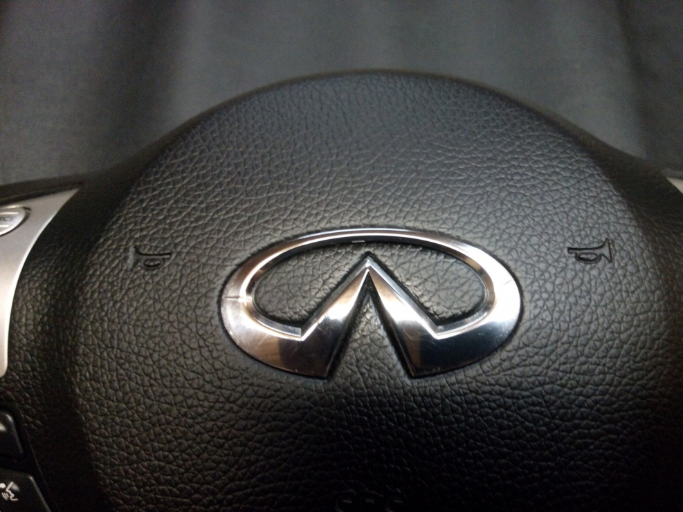 Перешив руля Infiniti qx70