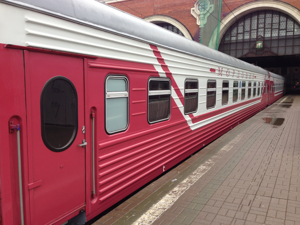 Поезд 102м премиум Москва Адлер