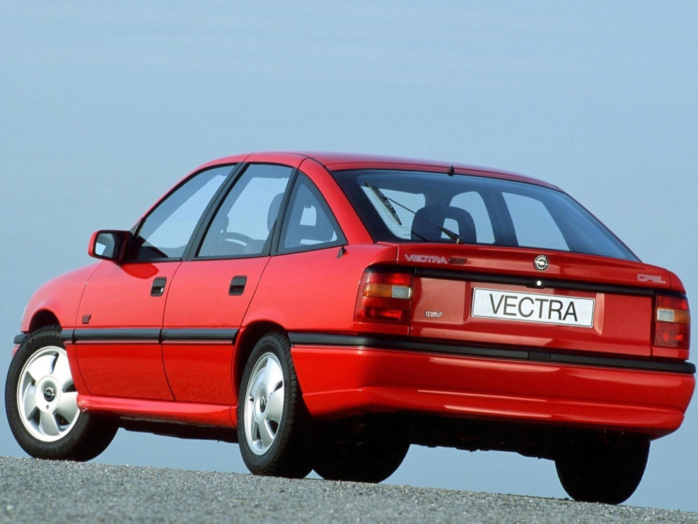 Опель Вектра хэтчбек 1992