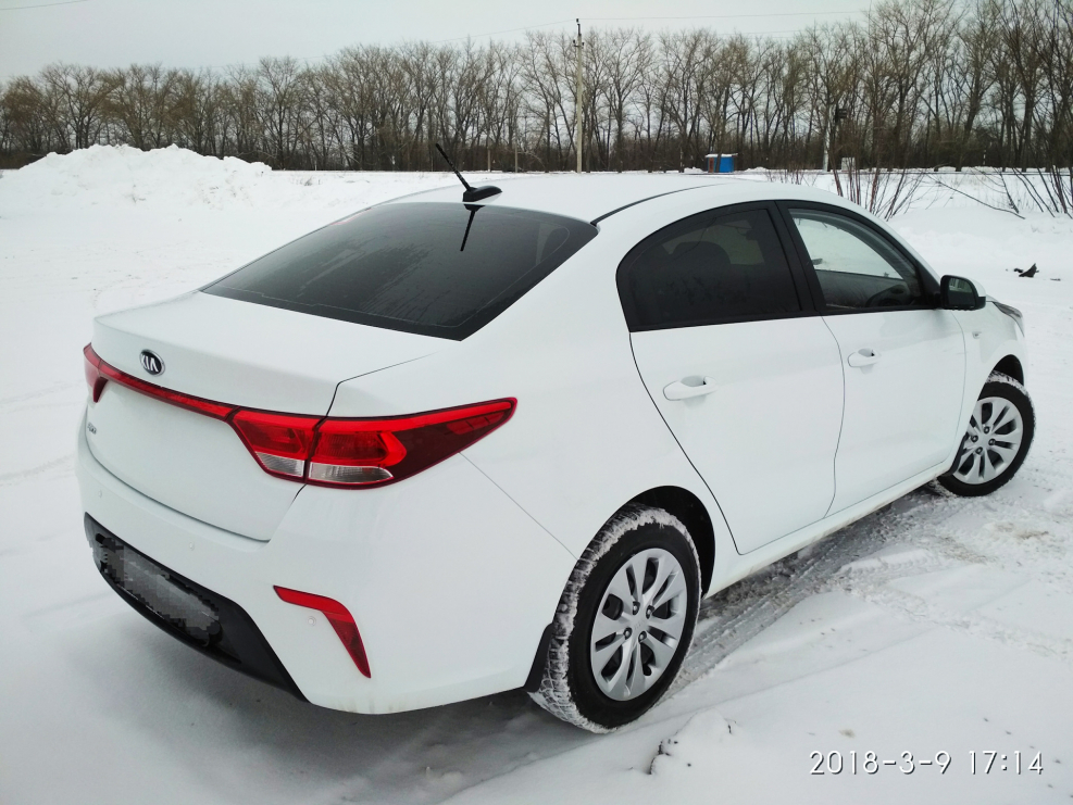 Kia Rio 4 белая