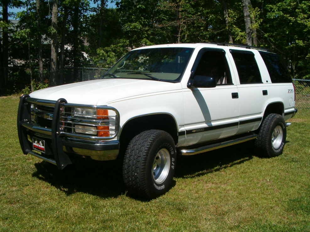 Внедорожник Chevrolet Tahoe 1998