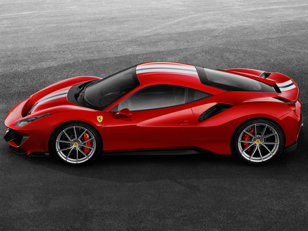 Феррари 488 писта 2020