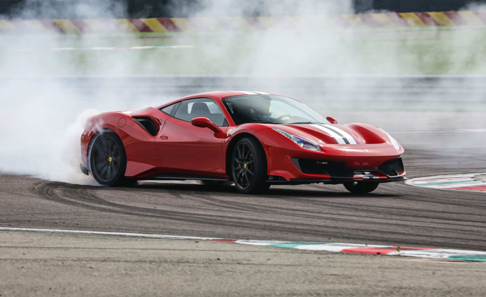 Феррари 488 pista 2019