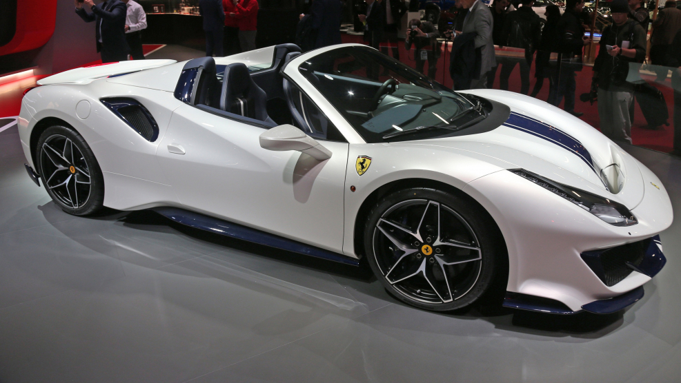 Феррари 488 писта Спайдер 2020