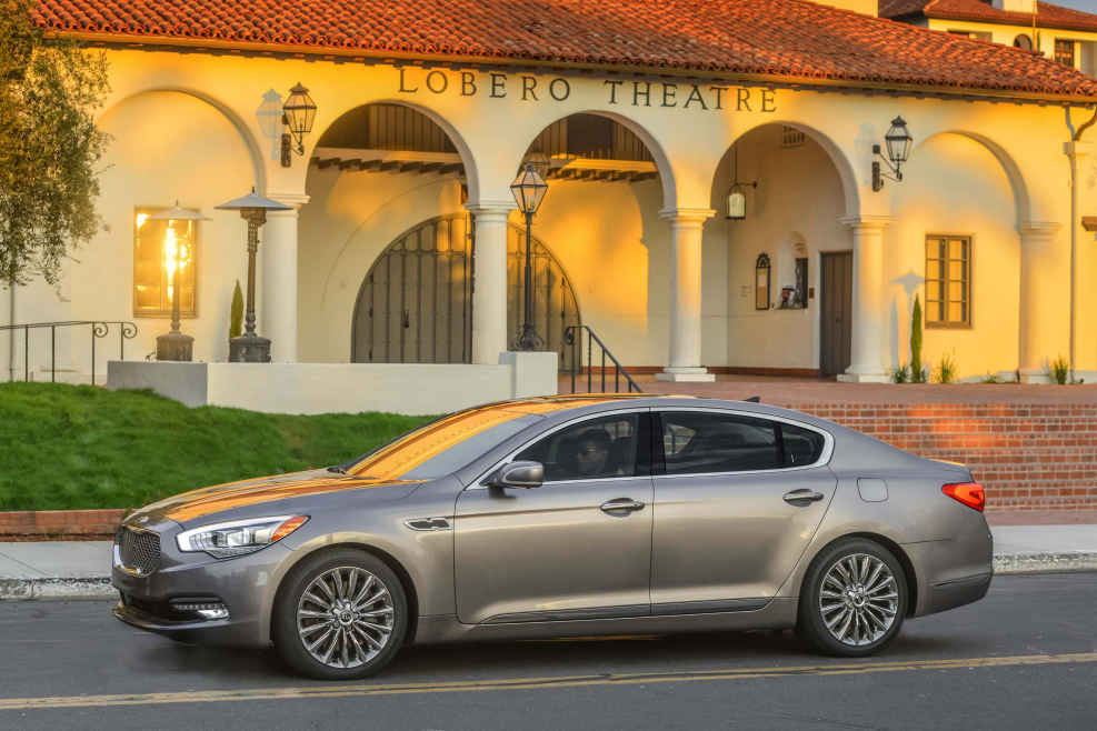 Kia k900 2015