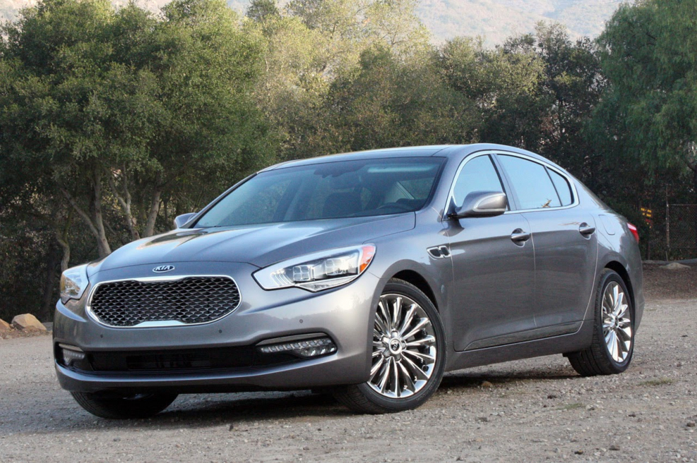 Kia k900 академик