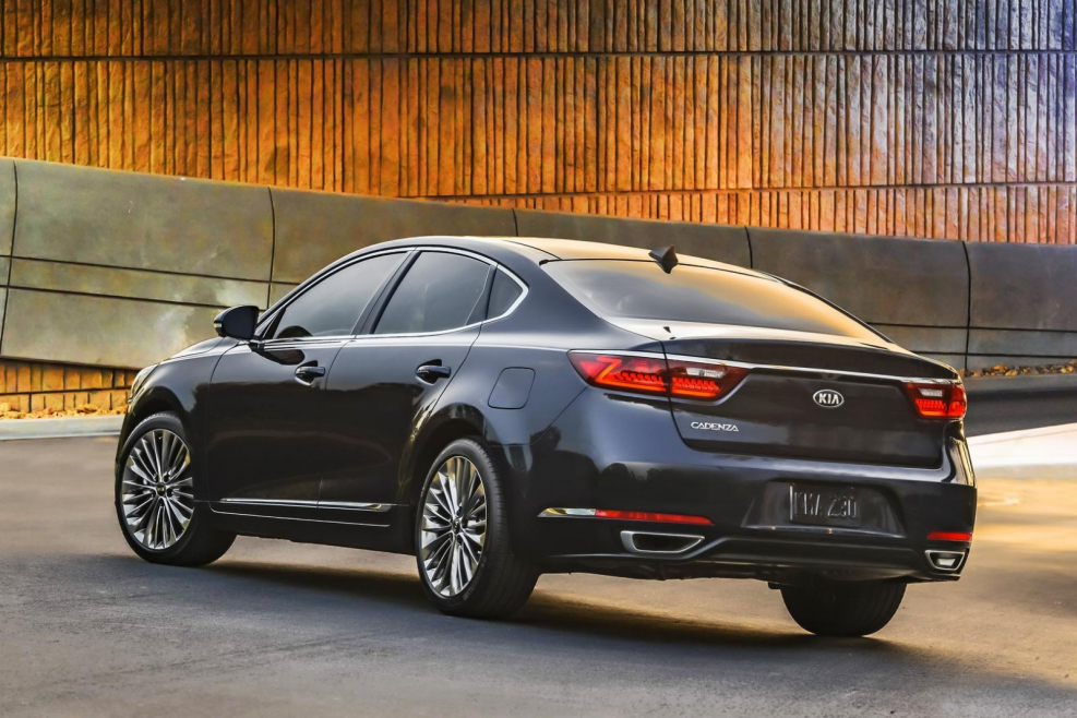 Новая Kia Cadenza 2017
