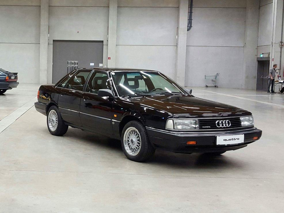 Audi 200 II (c3)