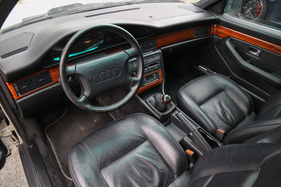 Ауди 200 Авант кватро