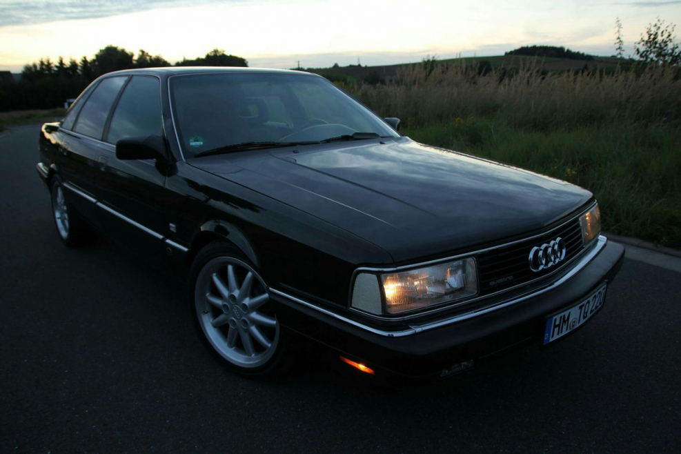 Ауди 200 3.7