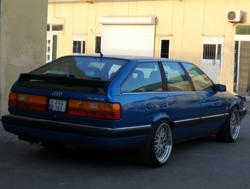 Ауди 200 Авант кватро