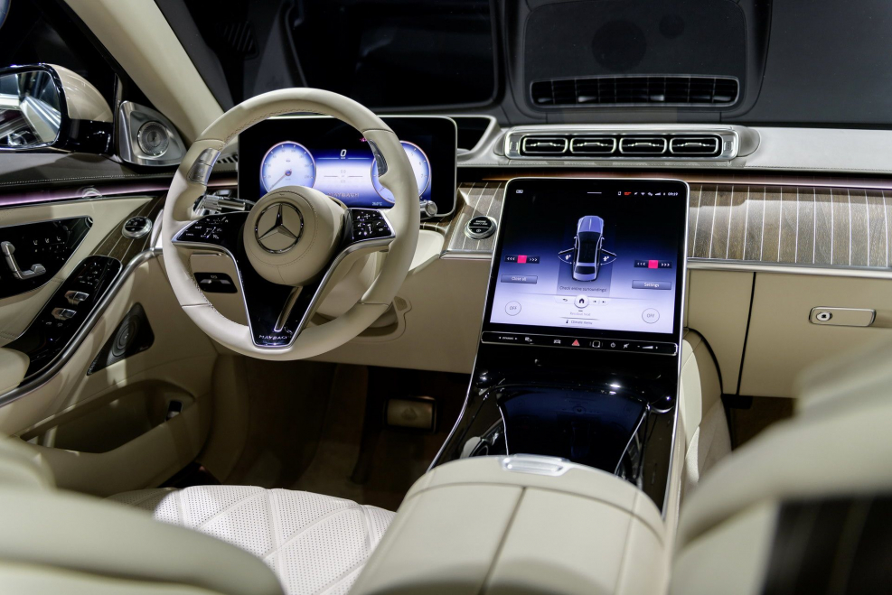 Mercedes Benz Maybach 2020 салон